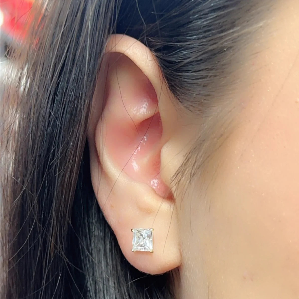 14 Karat Yellow Gold Screw Backing Square Stud Earring