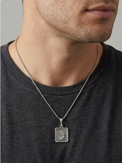 Sterling silver Praying Mary Pendant necklace/Rope 18"Virgen De Guadalupe