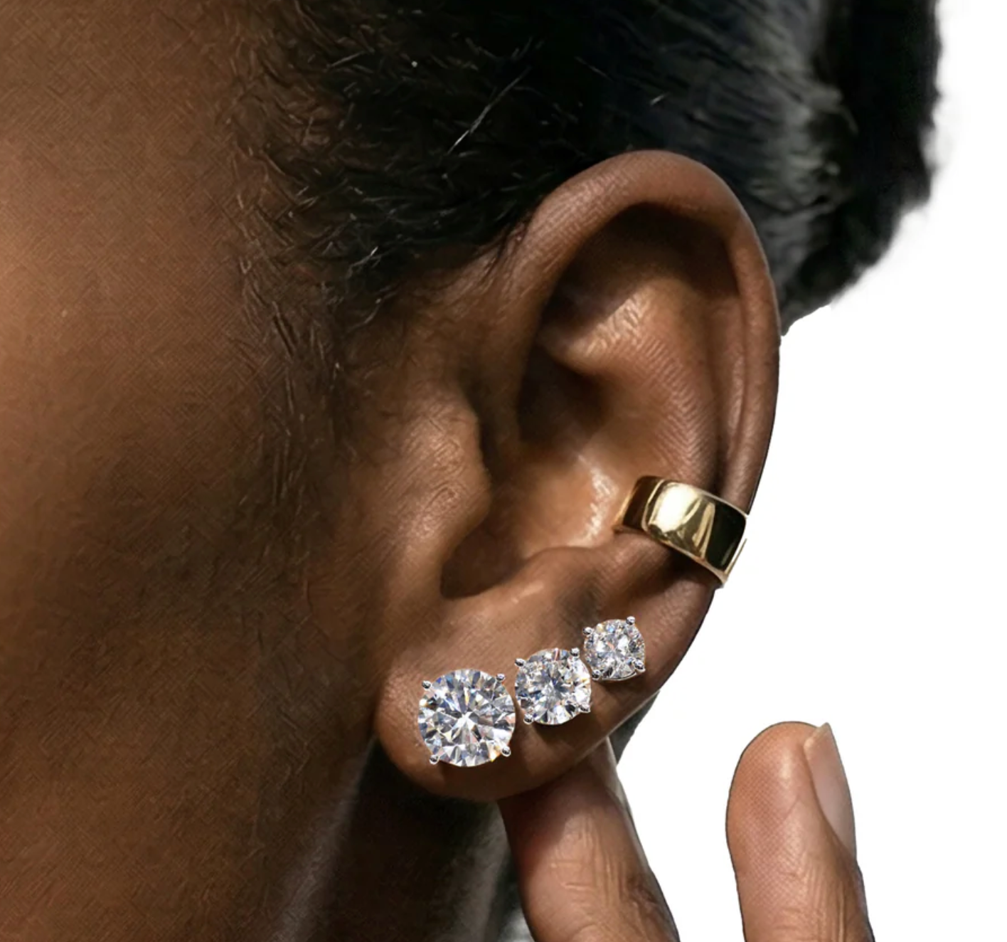 14 Karat White Gold Screw Backing Round Stud Earring