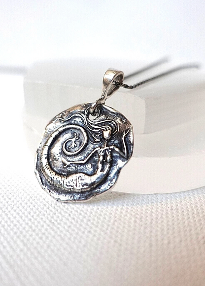 Mermaid 925 Sterling Silver Pendant Necklace - Ocean-Inspired Spiral Design