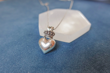 Sterling silver Heart with crown pendant necklace - Oxidized - rope chain 18"