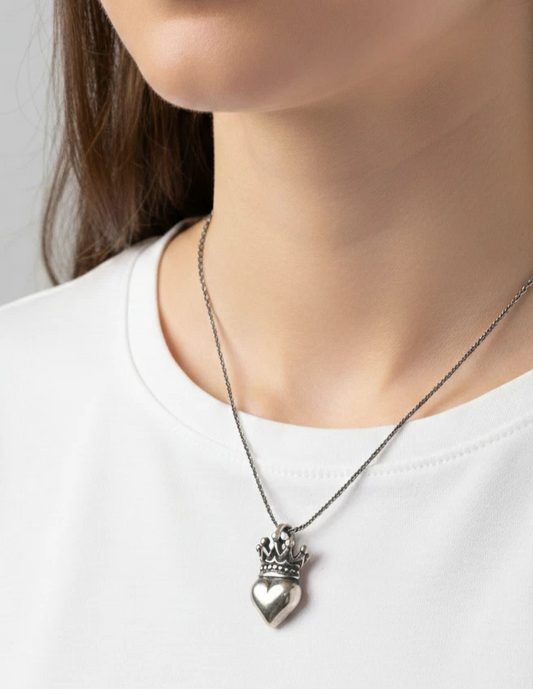 Sterling silver Heart with crown pendant necklace - Oxidized - rope chain 18"
